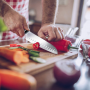 Votre cadeau : le couteau de cuisine japonais Chef Santoku